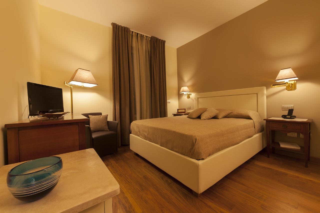 Bronzino House Bed & Breakfast Милано Екстериор снимка