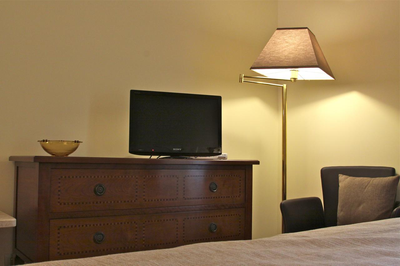 Bronzino House Bed & Breakfast Милано Екстериор снимка