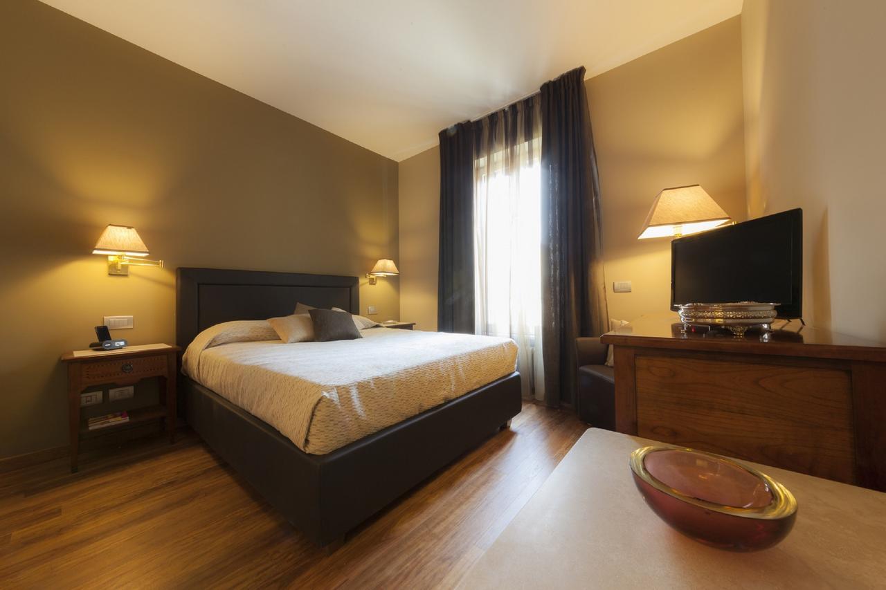 Bronzino House Bed & Breakfast Милано Екстериор снимка