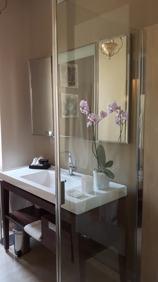 Bronzino House Bed & Breakfast Милано Екстериор снимка
